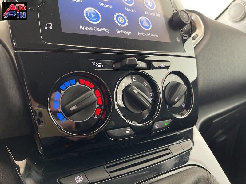 Lancia Ypsilon 1.0 FireFly 5 porte S&S Hybrid Gold *Display*