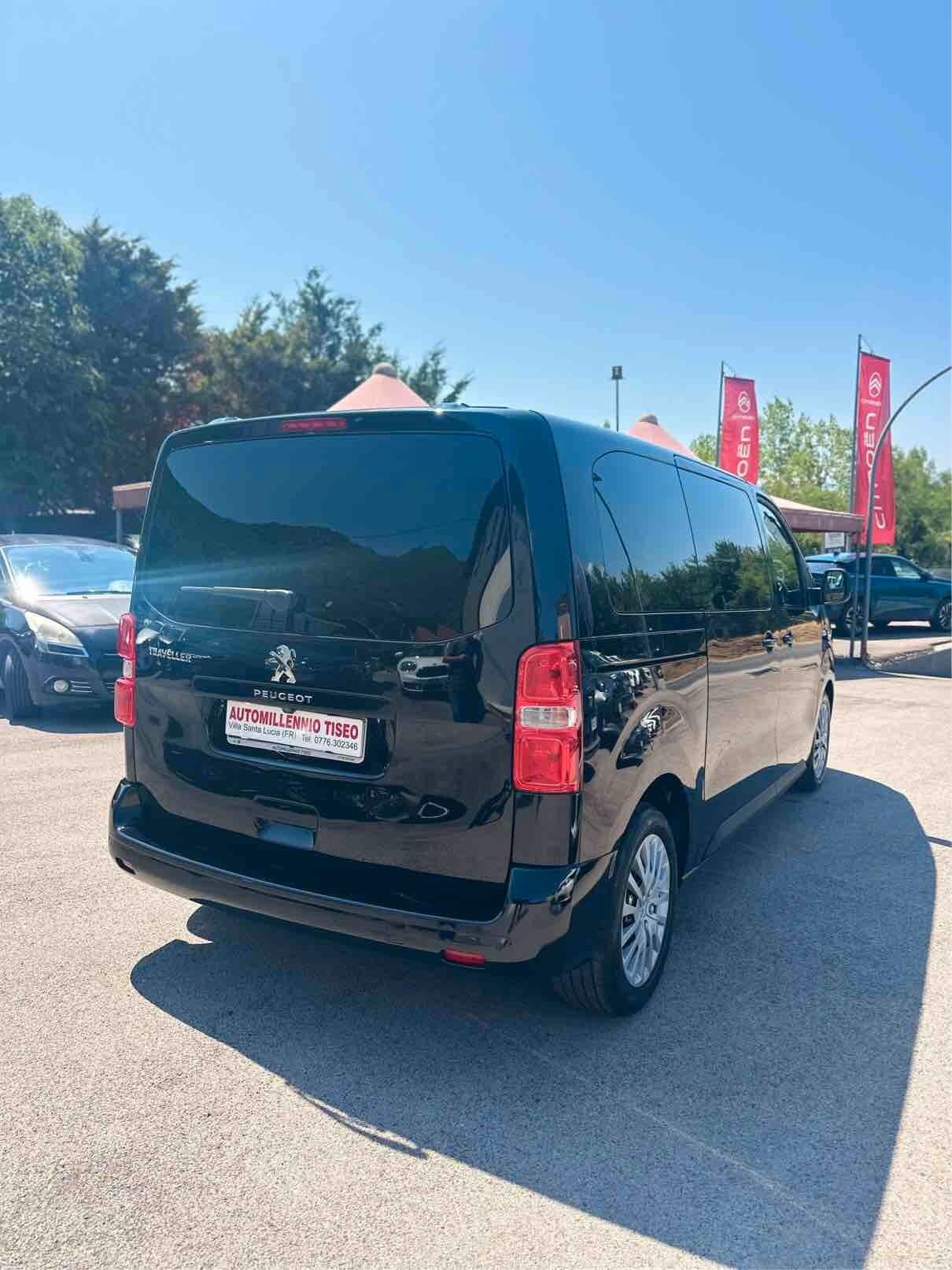 Peugeot Traveller BlueHDi 140 S&S EAT8 Standard Business