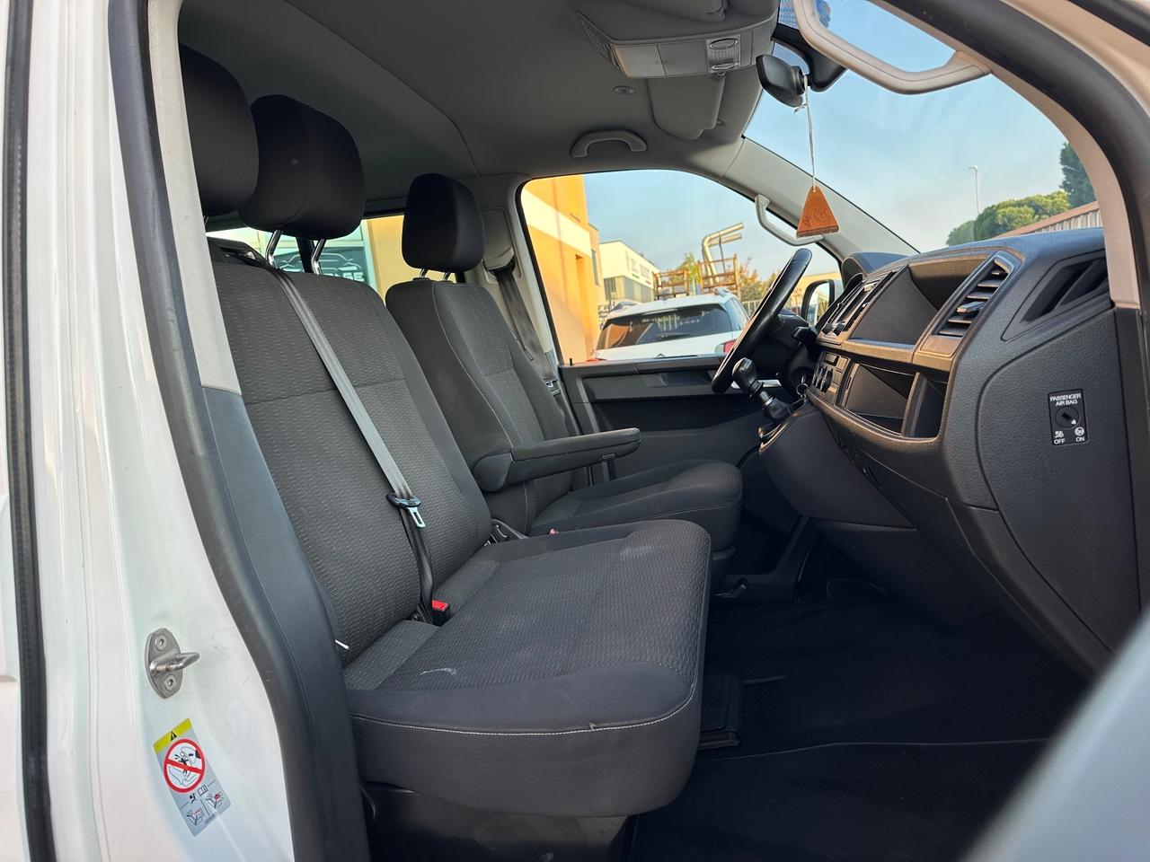 Volkswagen Caravelle 2.0 TDI 150CV PC Cruise