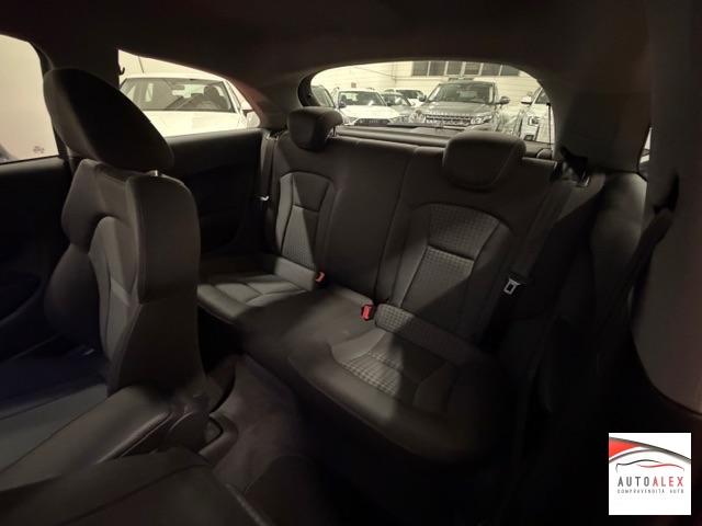 AUDI - A1 1.4 tfsi S-line 122cv