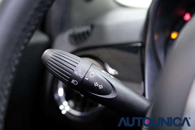 FIAT 500 1.0 HYBRID DOLCEVITA NEOPATENTATI