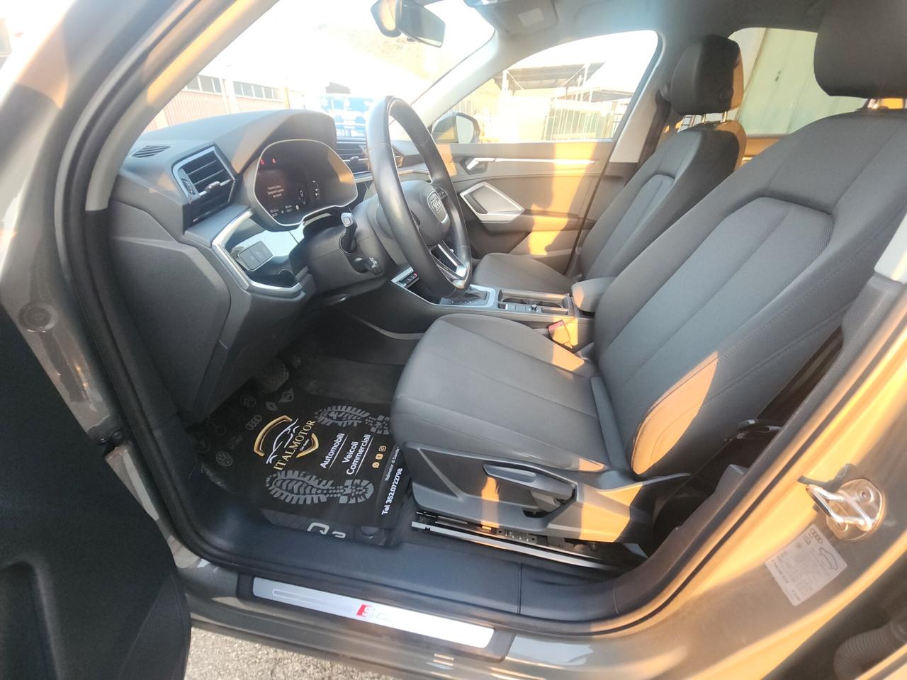 Audi Q3 35 2.0 TDI S LINE EDITION QUATTRO S TRONIC