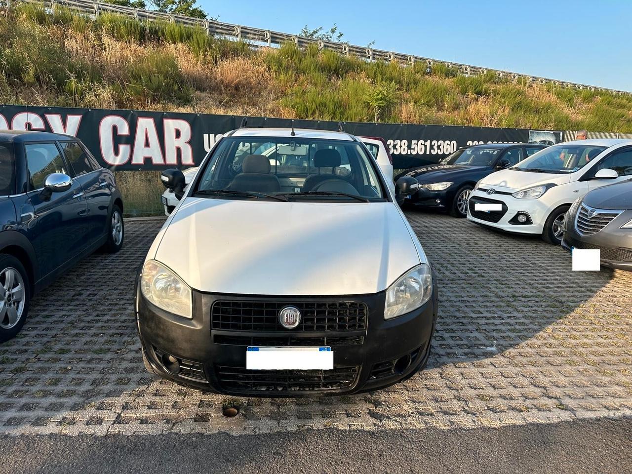 Fiat Strada 1.3 MJT 95CV Pick-up Working-11/2012