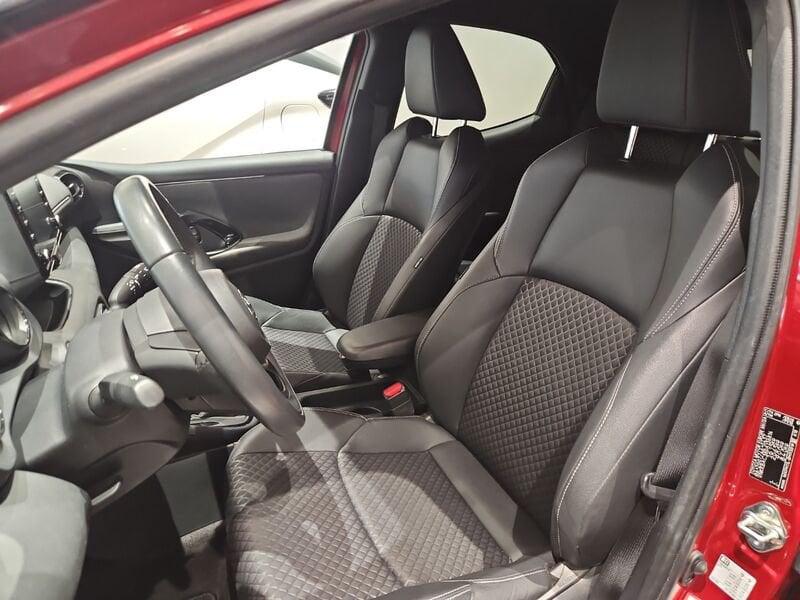 Toyota Yaris Hybrid Style MY20