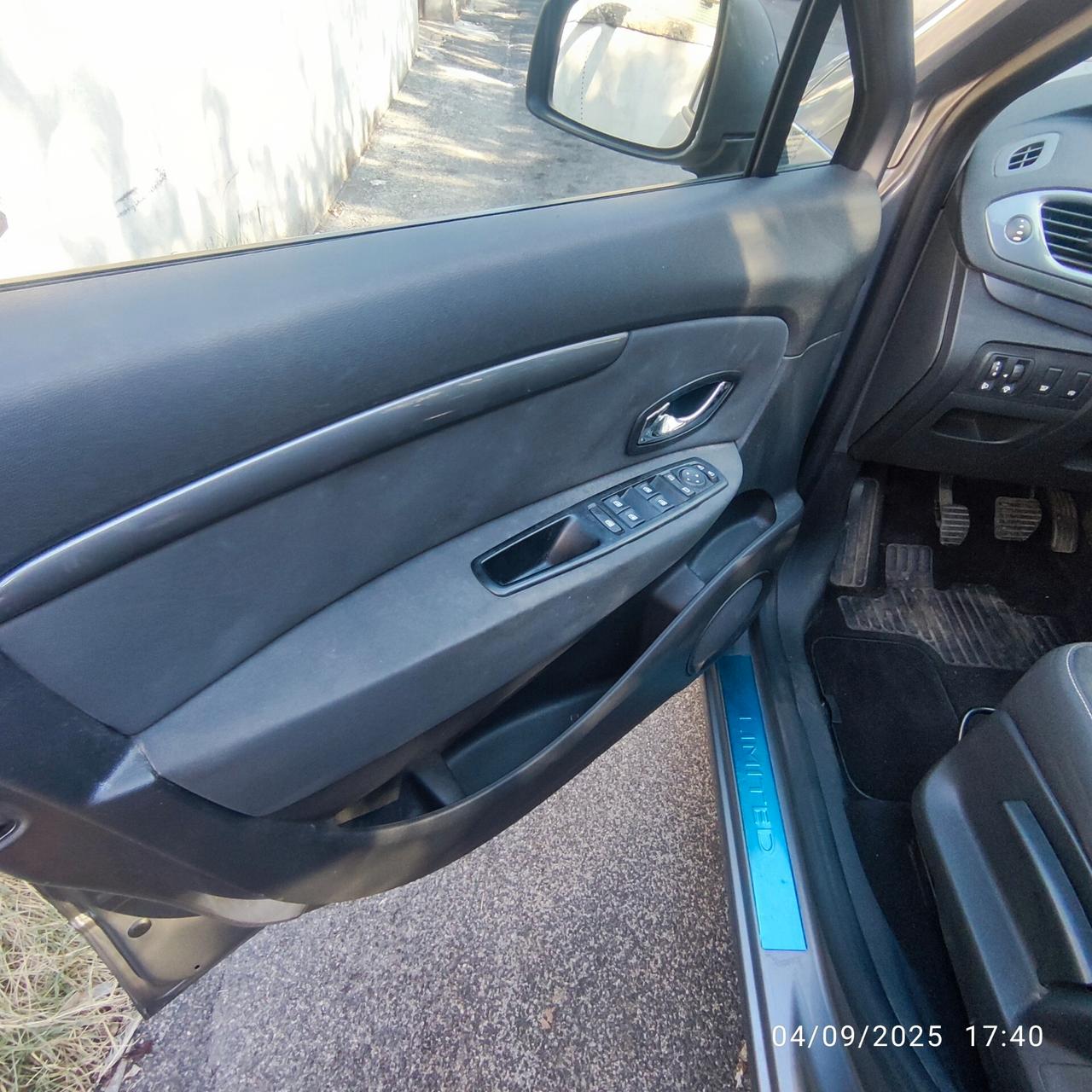 Renault Scenic Scénic XMod dCi 110 CV Start&Stop Energy Limited euro 6