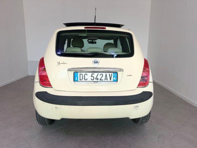 LANCIA Ypsilon 1.2 16V Platino