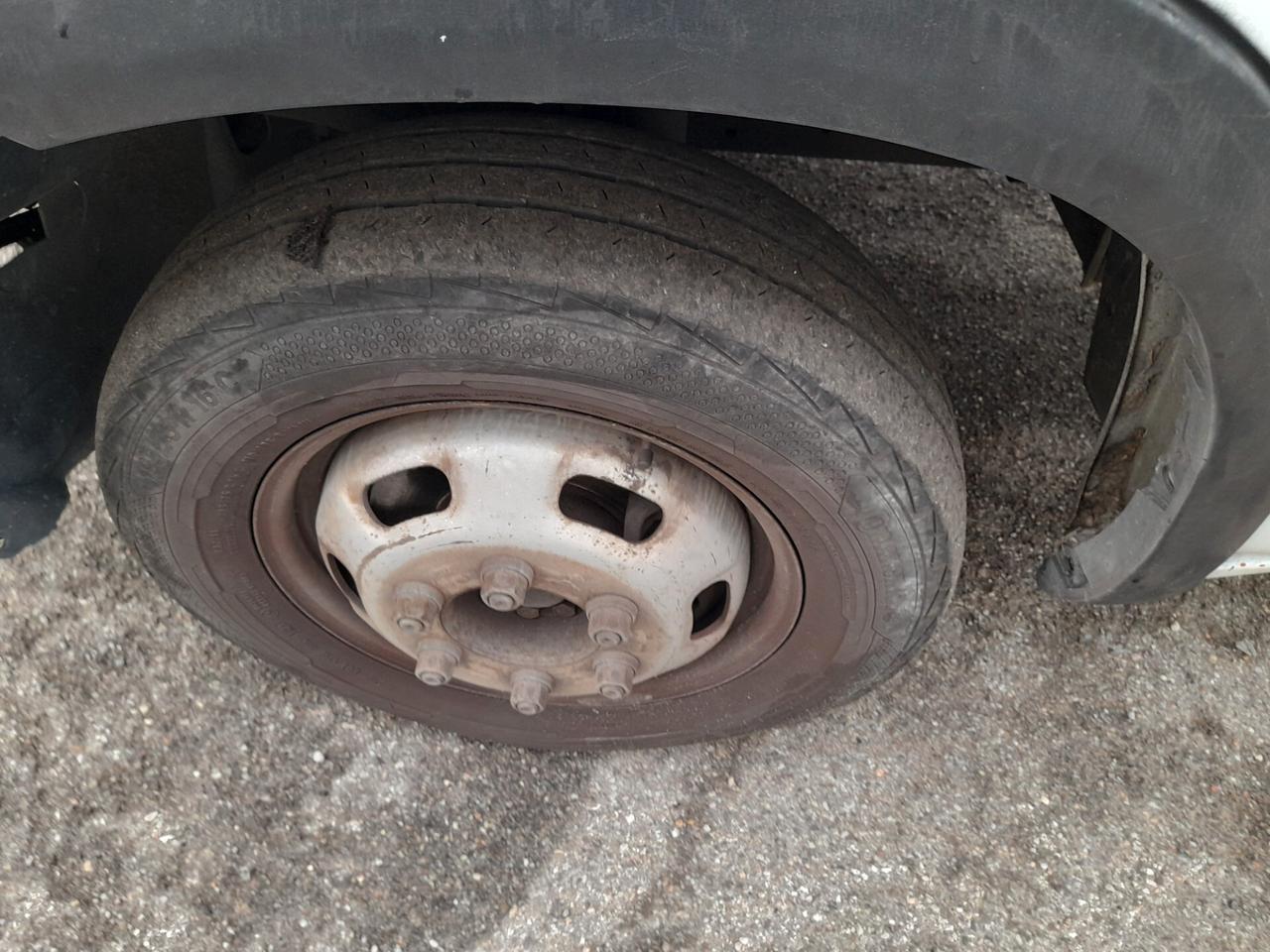 Iveco Daily 35C15/BarTor 3.0Hpi PM-RG Cabinato