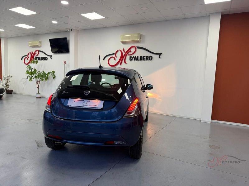 Lancia Ypsilon Ypsilon 1.0 FireFly 5 porte S&S Hybrid Ecochic A. Ferretti
