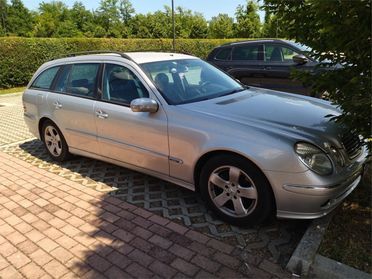 MERCEDES Classe E270 CDI S.W. Avantgarde Manuale