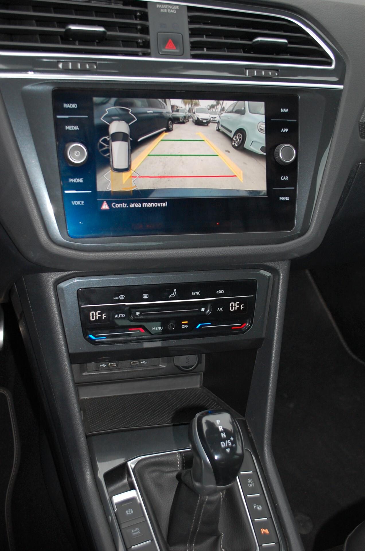 Volkswagen Tiguan 2.0 tdi R-Line 150CV dsg Uff Italy Navi Virtual