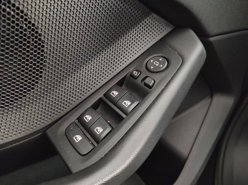 BMW Serie 1 (F40) - 116d 5p. Business Advantage