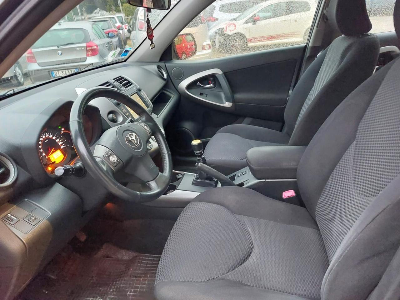 Toyota RAV 4 RAV4 2.2 D-4D 136 CV Sol UNICO PROPRIETARIO