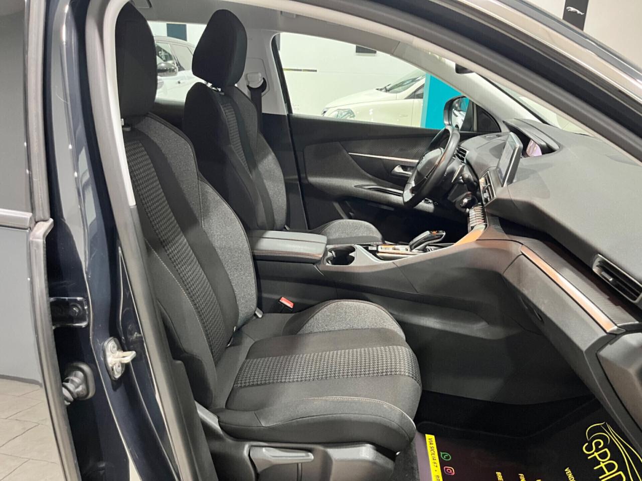 PEUGEOT 3008 DIESEL 2019 *UNICOPROPRIETARIO *KM CERTIFICATI