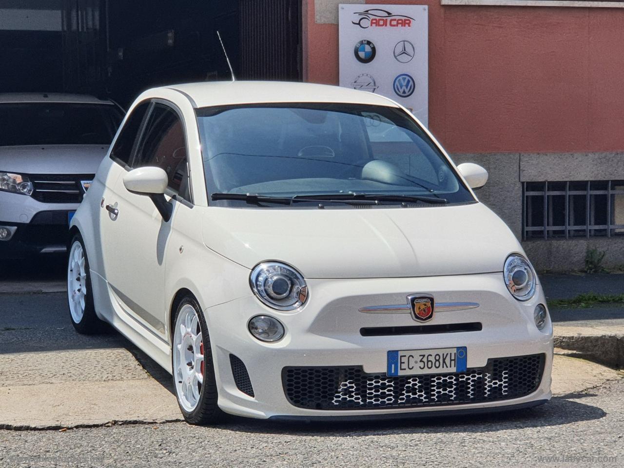 ABARTH 500 1.4 Turbo T-Jet 160 CV Essesse