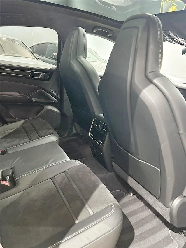 Porsche Cayenne 4.0 GTS