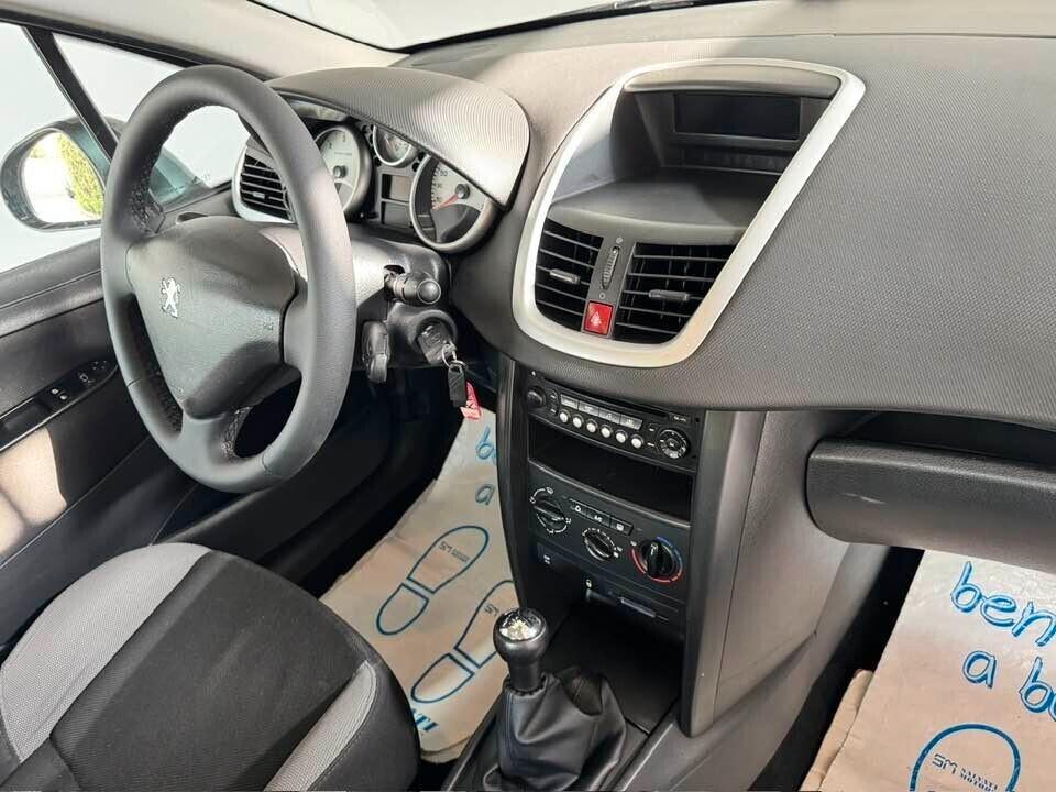 Peugeot 207 1.4 HDi 70CV 5p. X Line