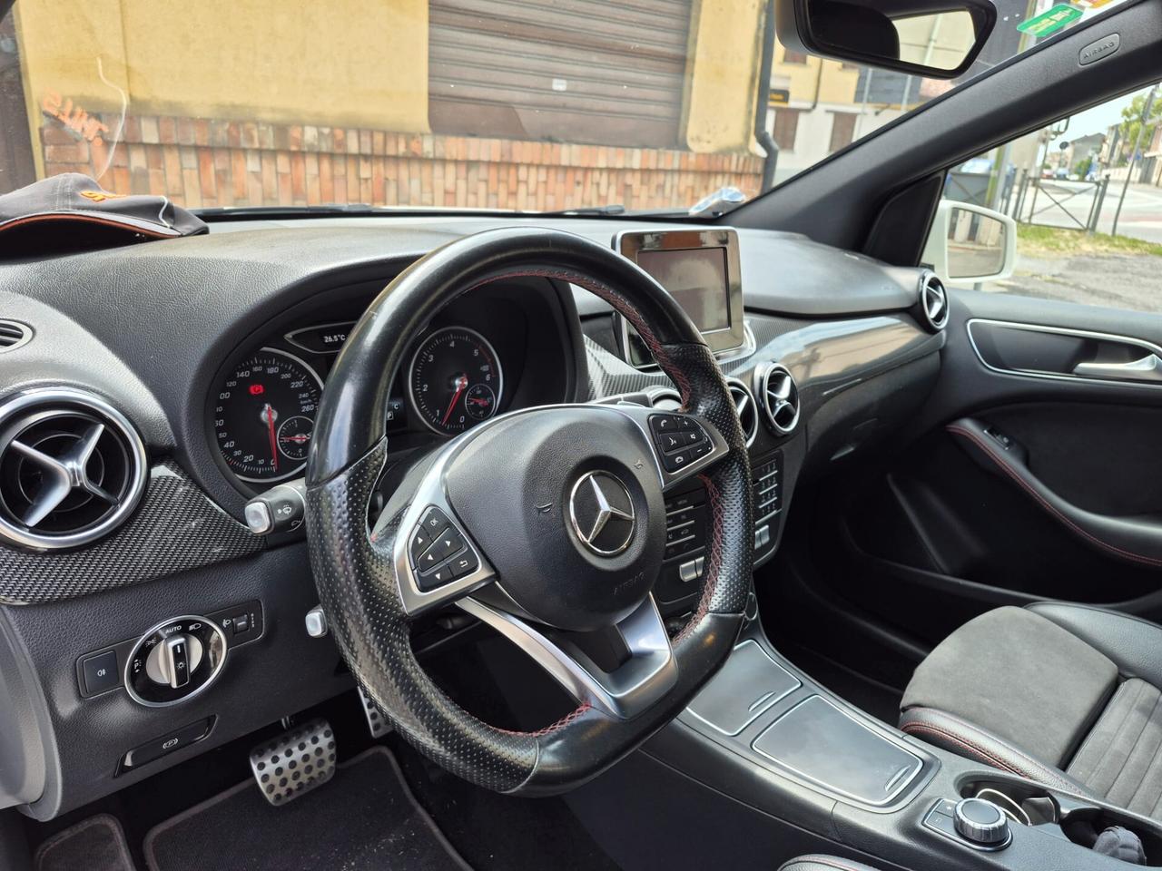 Mercedes B 200 d Automatic PACK AMG