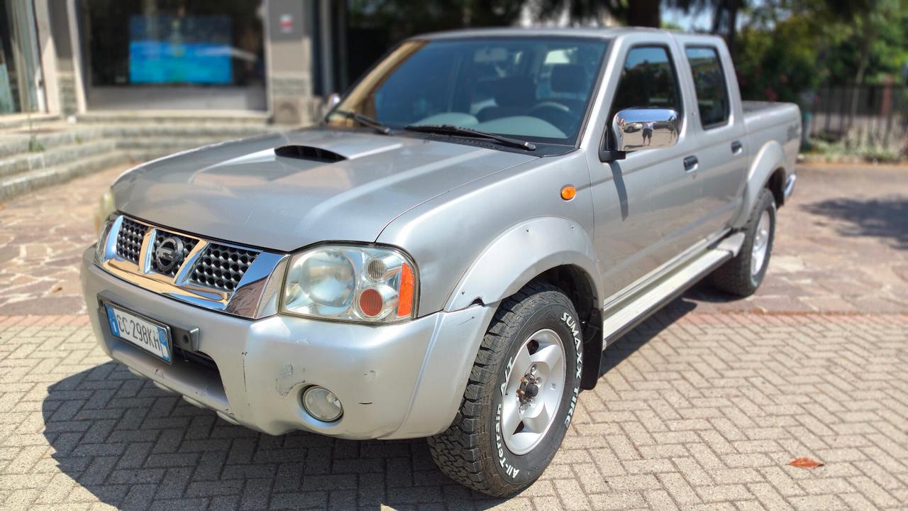 Nissan Navara Double Cab 2.5 td 133cv