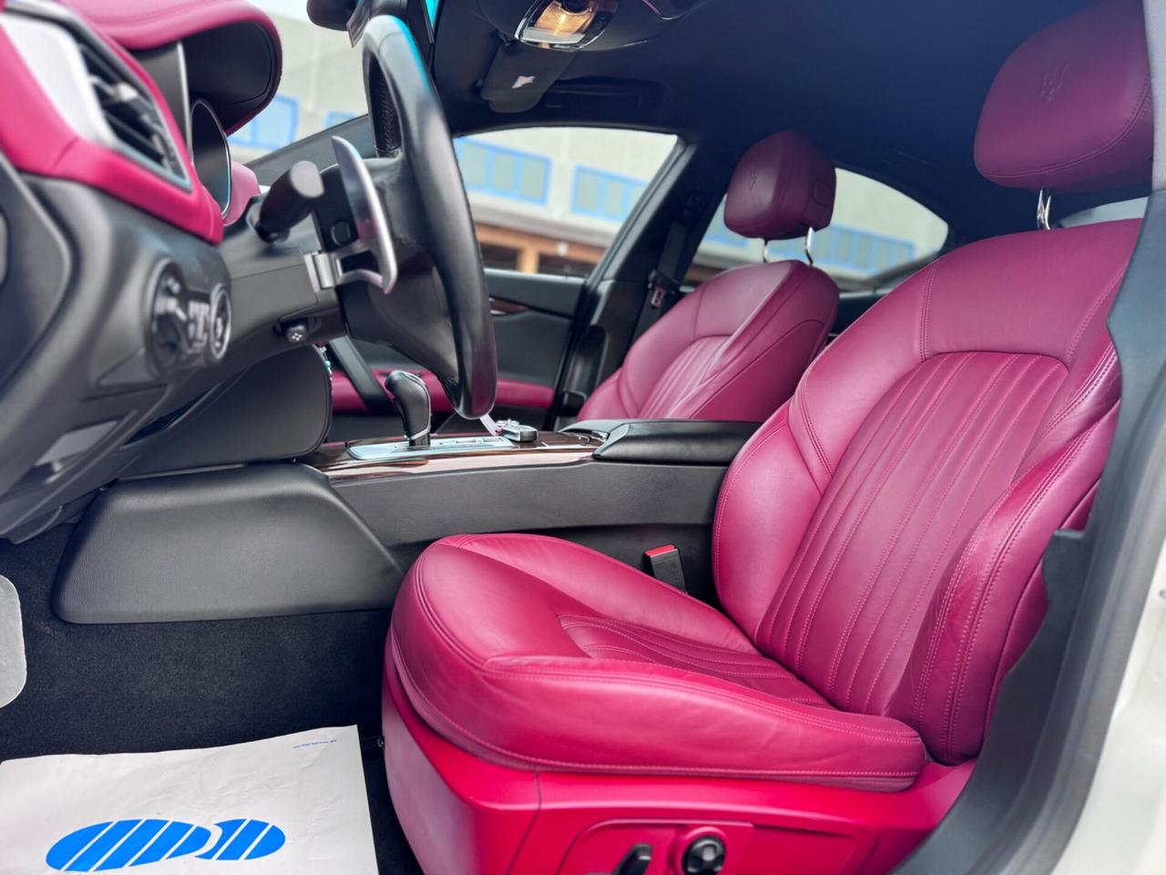 Maserati Ghibli V6 S Q4 410CV