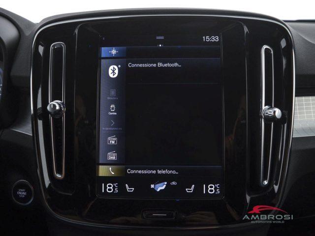 VOLVO XC40 T5 Recharge Plug-in Hybrid Plus Bright auto