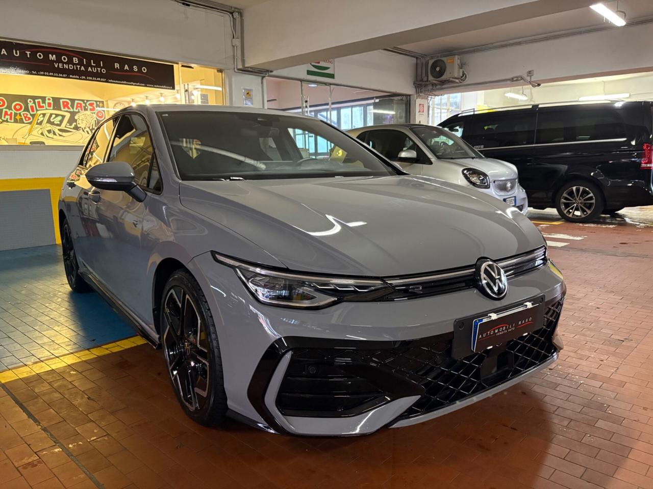 Volkswagen Golf 2.0 TDI 150 CV DSG SCR R-Line