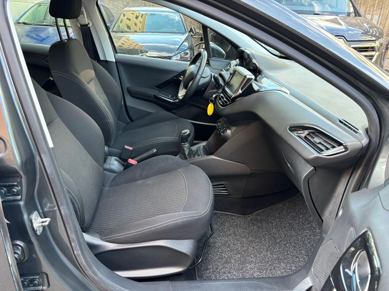 Peugeot 208 BlueHDi 75 5 porte Active