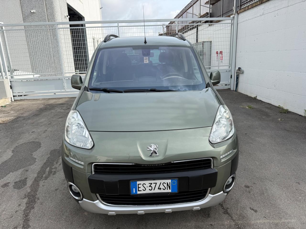 Peugeot Partner Tepee 1.6 Benzina 120CV Outdoor