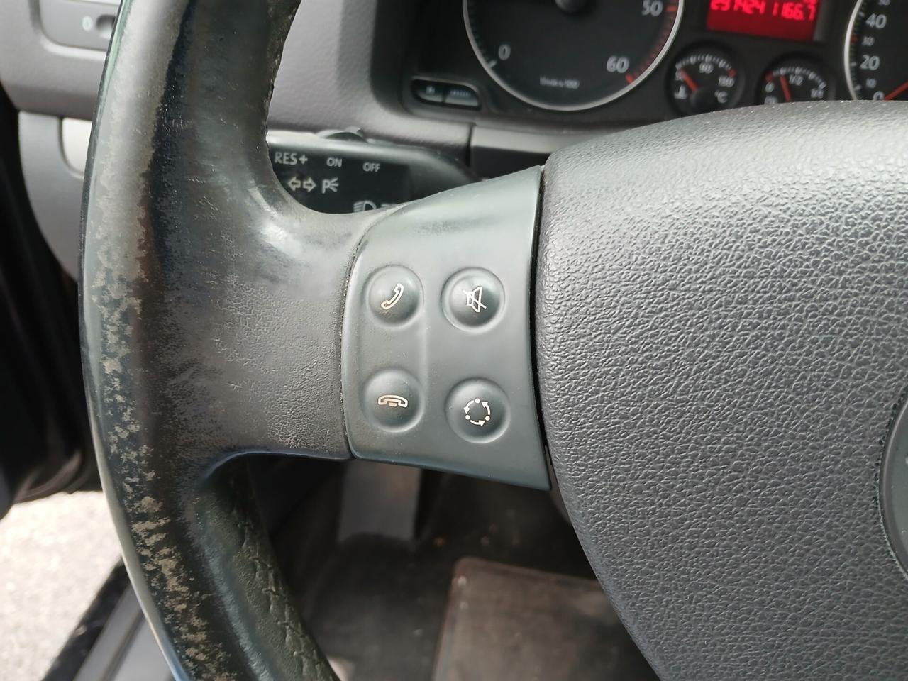 Volkswagen Golf 1.9 TDI 105CV 5P 2004