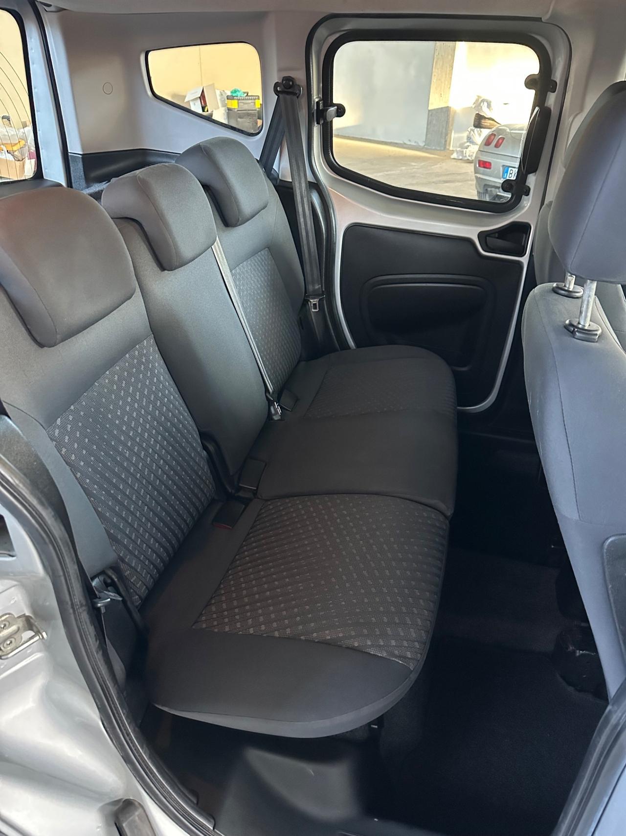 Peugeot Bipper Tepee 1.3 HDi 75 FAP Stop&Start Premium