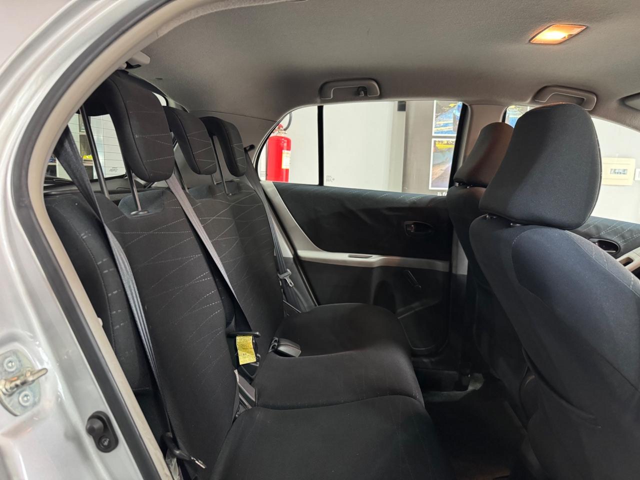 Toyota Yaris 1.0 benzina 5 porte Sol