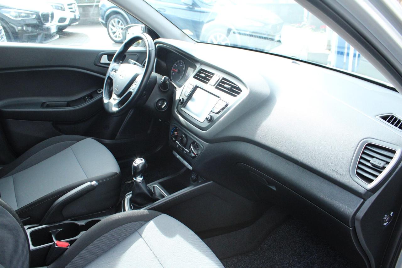 Hyundai i20 1.2 5 porte Tech