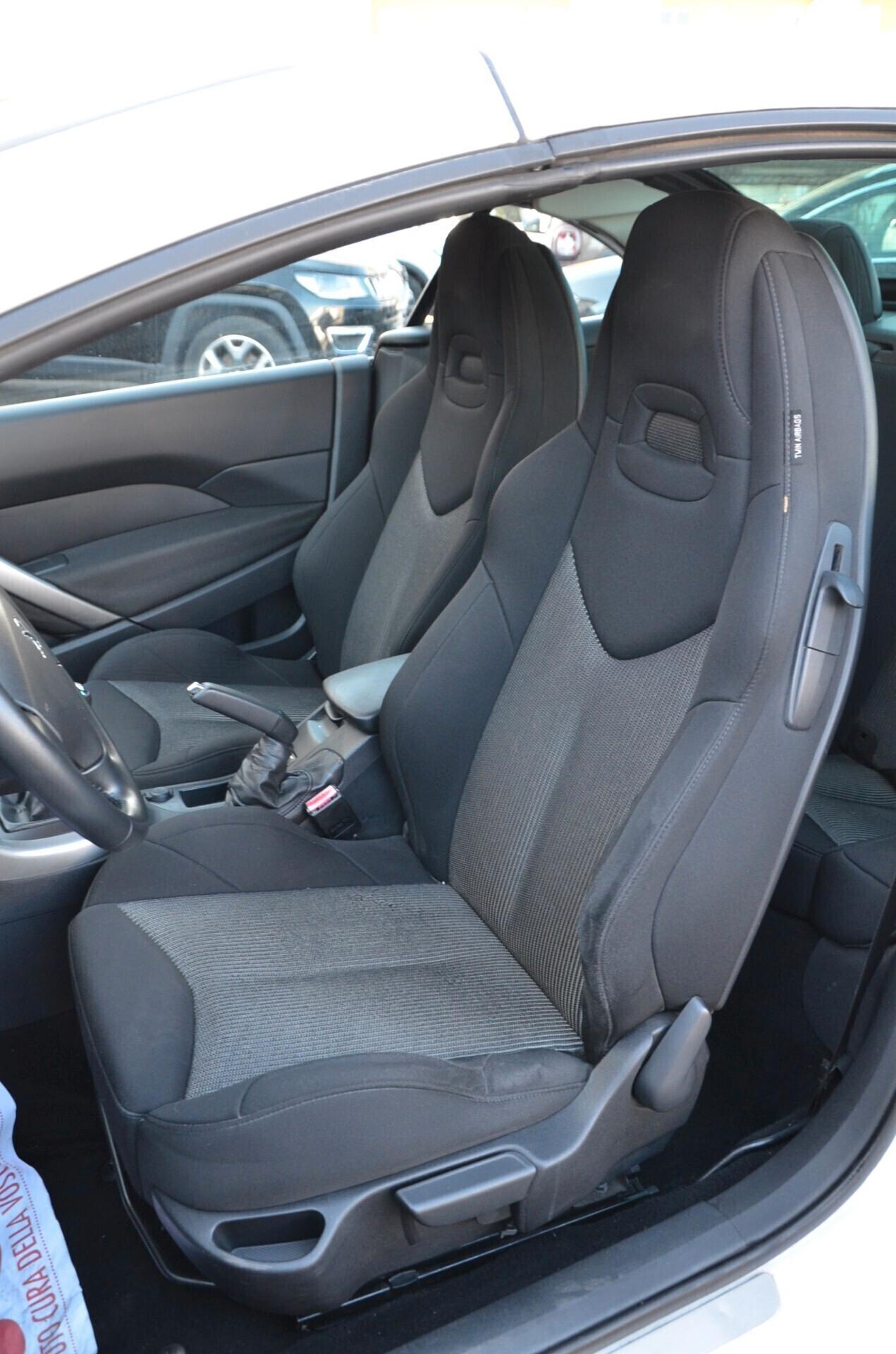 Peugeot 308 1.6 e-HDi 112CV Stop&Start CC Allure