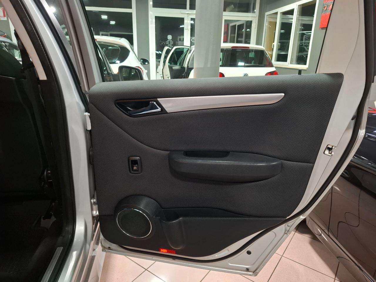 Mercedes-benz B 180 CDI Premium NEOPATENTATO