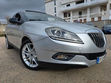 Lancia Delta 1.6 MJT 120cv doppio tetto aprib. Automat. 2009