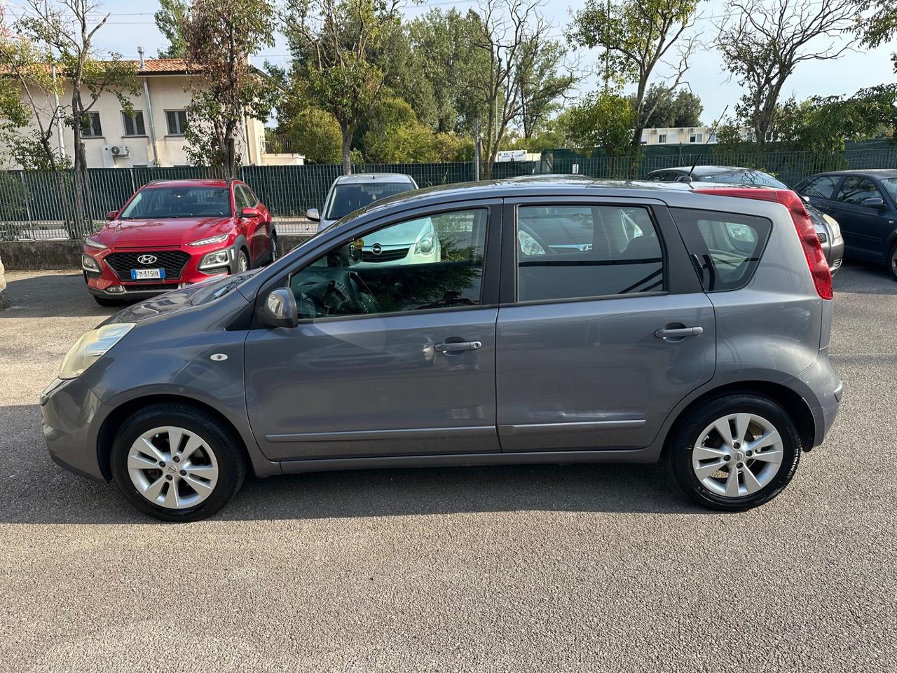 Nissan Note 1.4 bz Acenta 5p. - 2010 - 129.000km Neop