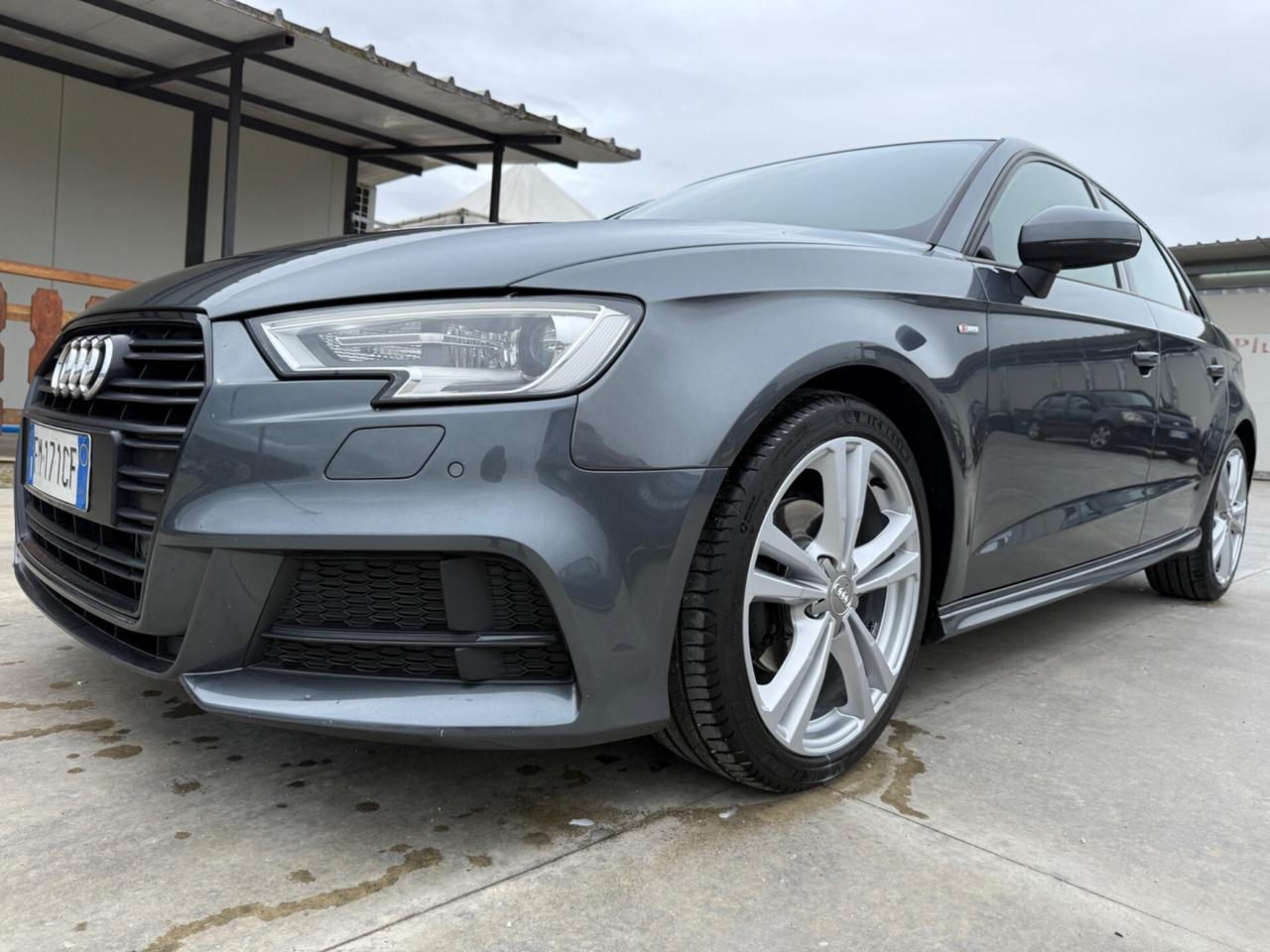 Audi A3 SPB 2.0 TDI S tronic S Line virtual