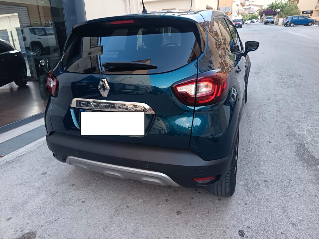 Renault Captur 1.5.DCI Sport Edition2 km.95000 Full Optional