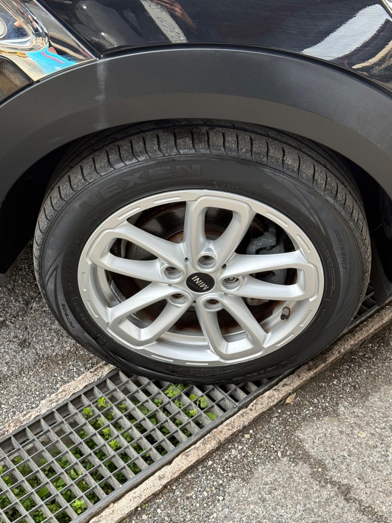 Mini 2.0 Cooper D -Automatica-unipro -E6