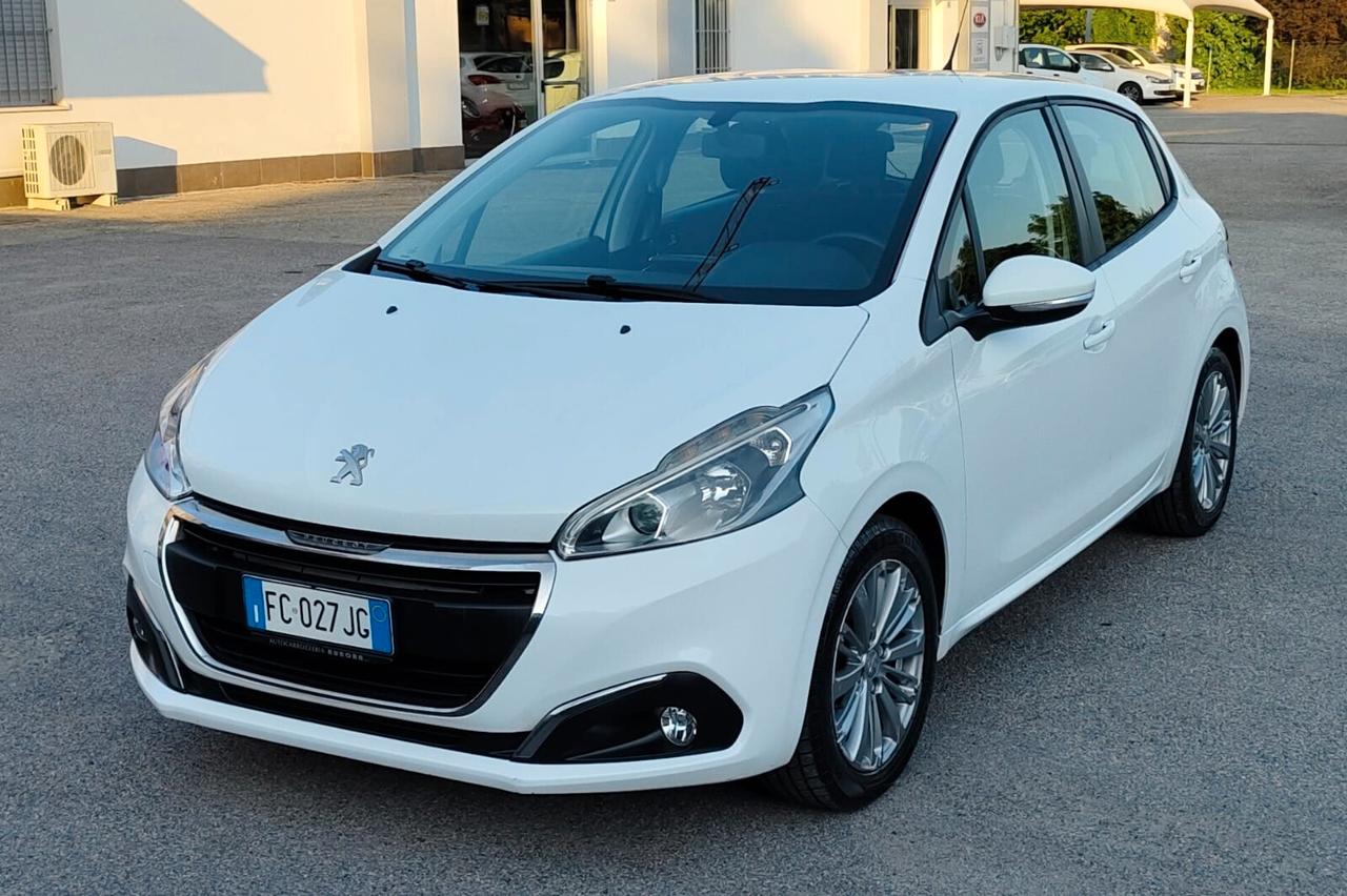 Peugeot 208 PureTech 82 5 porte Access