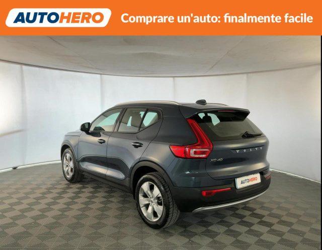 VOLVO XC40 T2 Geartronic Momentum Pro