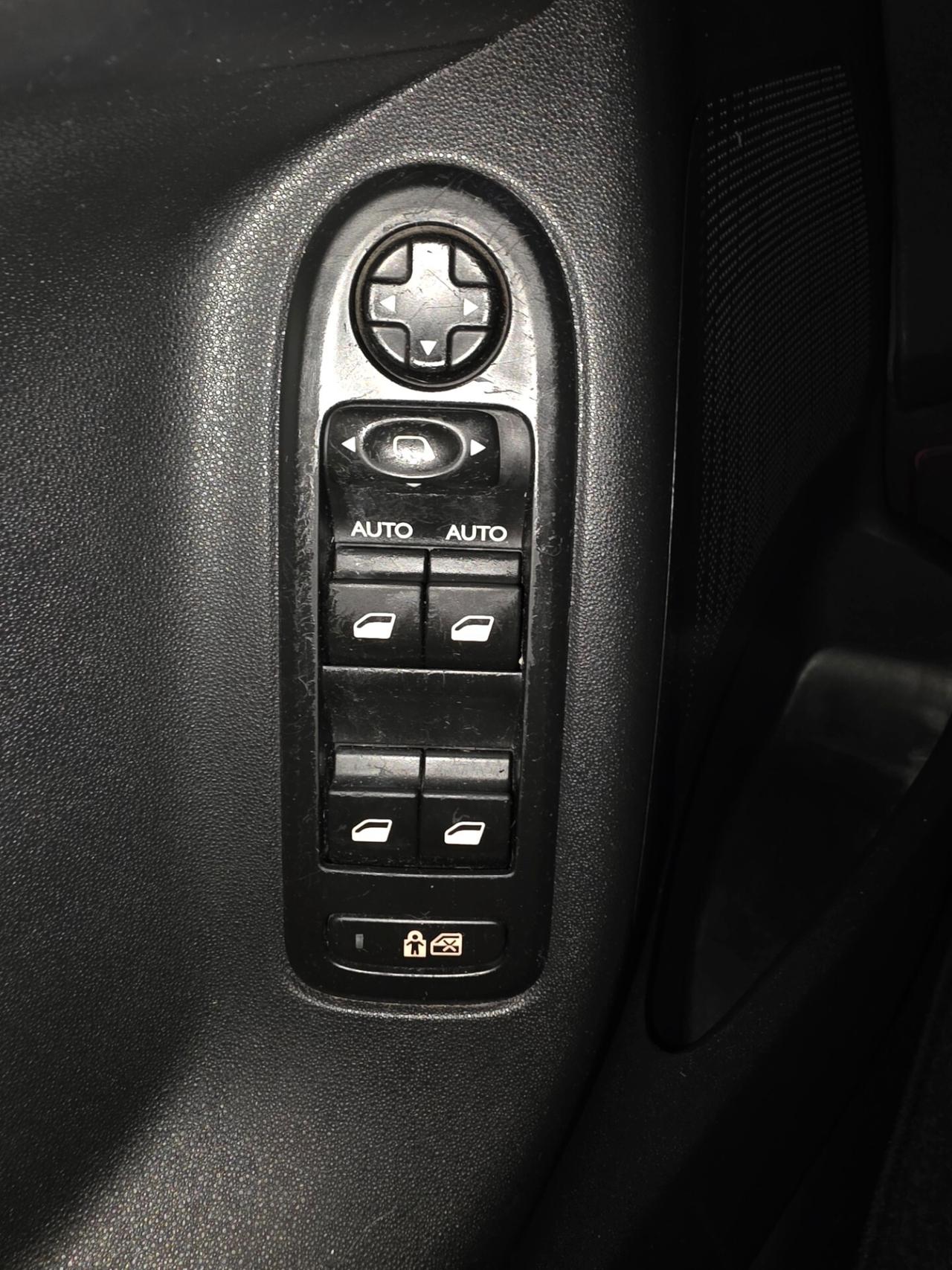 Citroen C3 1.4 HDi 70 Exclusive perfetta e garantita 12m