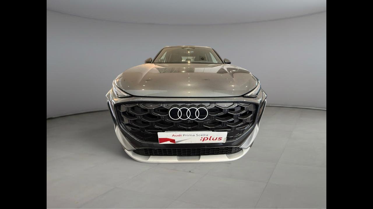 Audi Audi Q3 SUV Business e-hybrid 200 kW S tronic