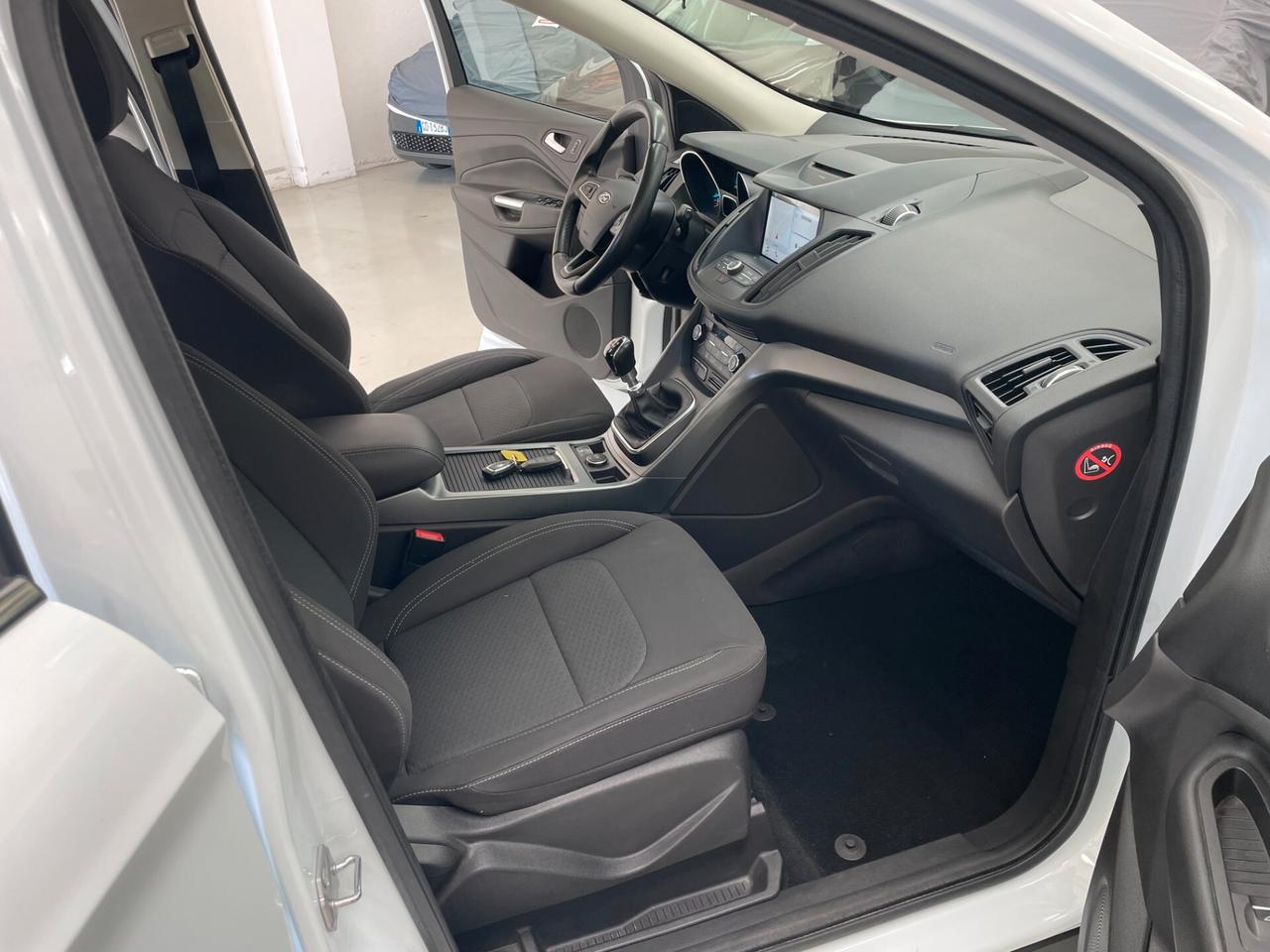 Ford Kuga 1.5 EcoBoost 120 CV 2WD Business