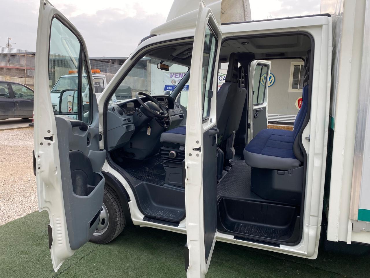 Iveco Daily 7 Posti Apertura Francese