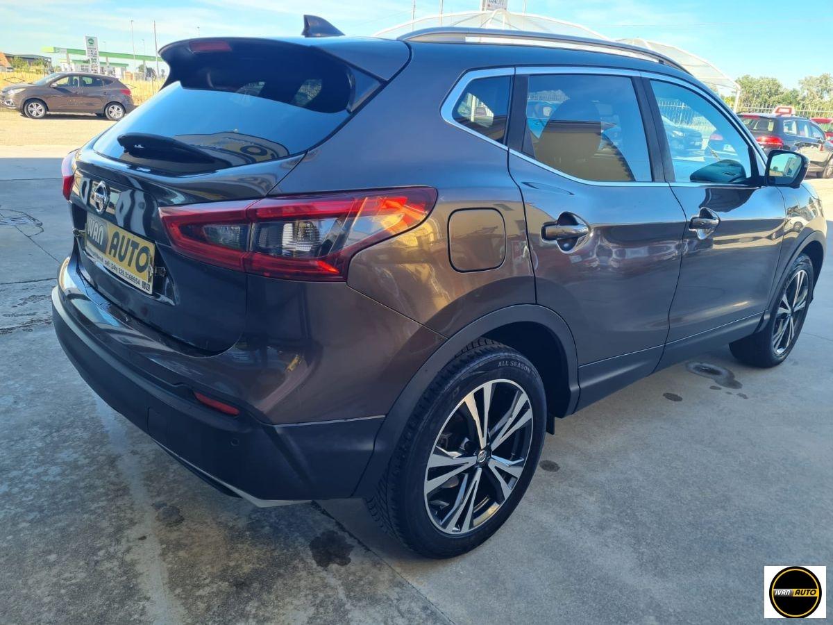 NISSAN Qashqai 1.5 dCi N-Connecta