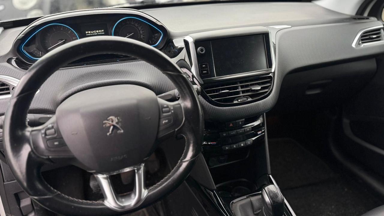 Peugeot 2008 1.2 BENZINA NEOP 2018