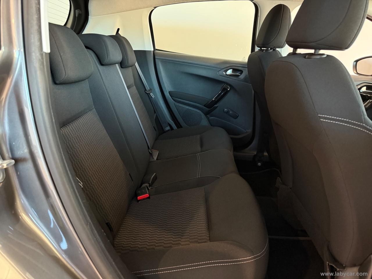 PEUGEOT 208 PureTech 82 5p. Allure