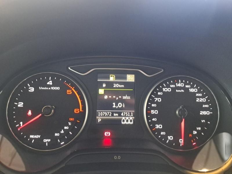 AUDI Q2 2.0 30 TDI BUSINESS S TRONIC SUV
