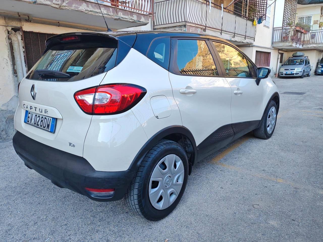 Renault Captur 0.9 TCe ZONA VOMERO TABLET CARPLAY