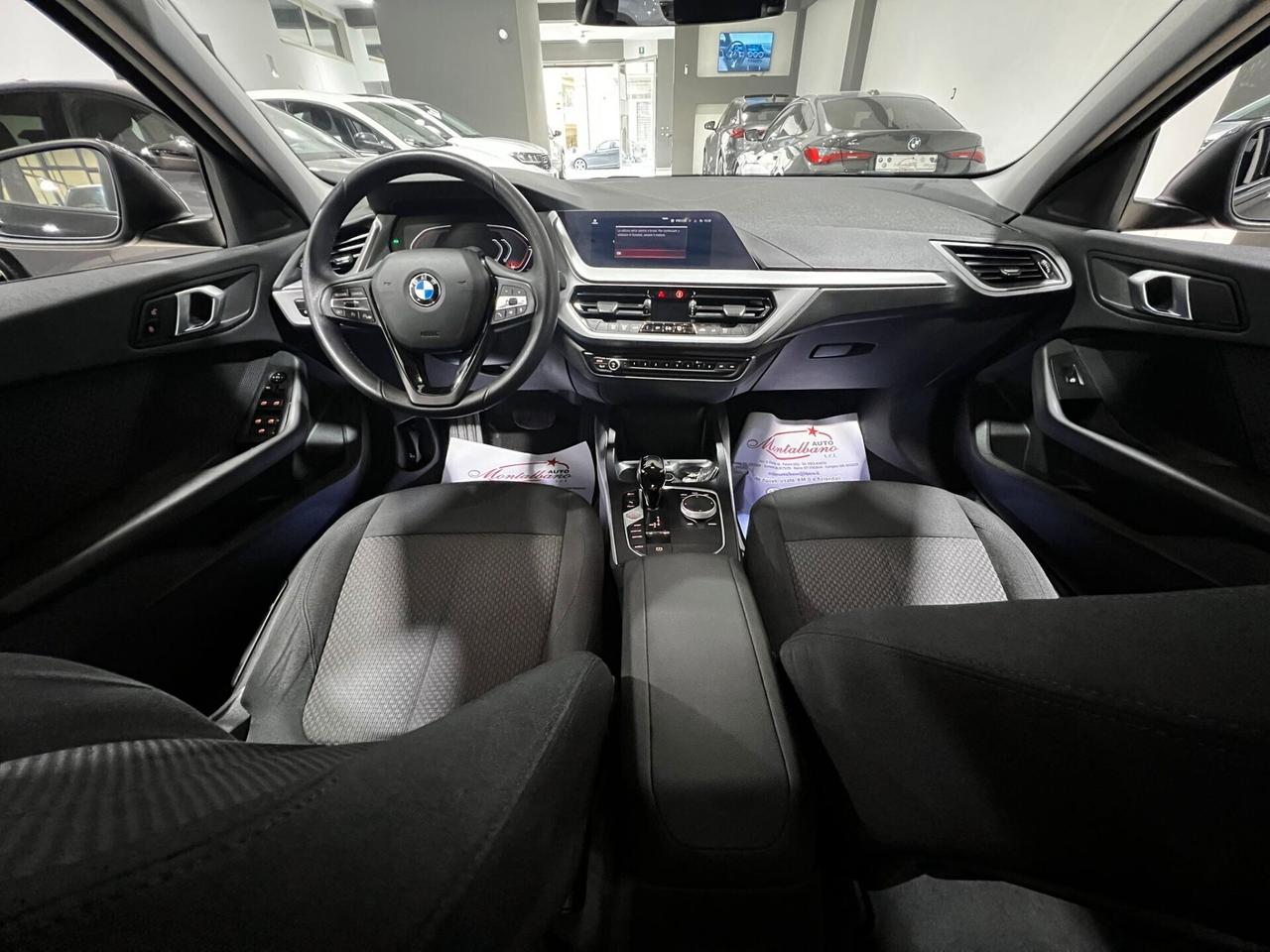 Bmw 116d 5p. Business Advantage